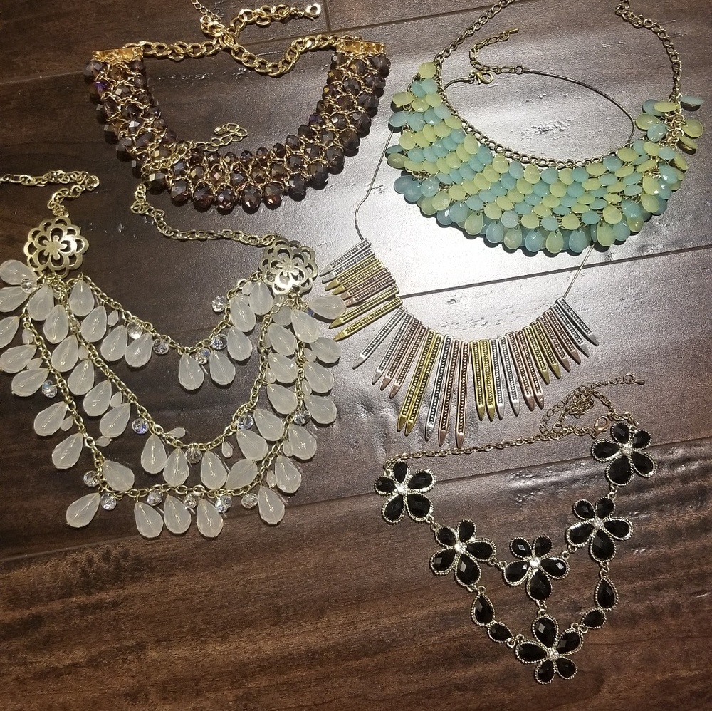Statement Necklaces - image 7